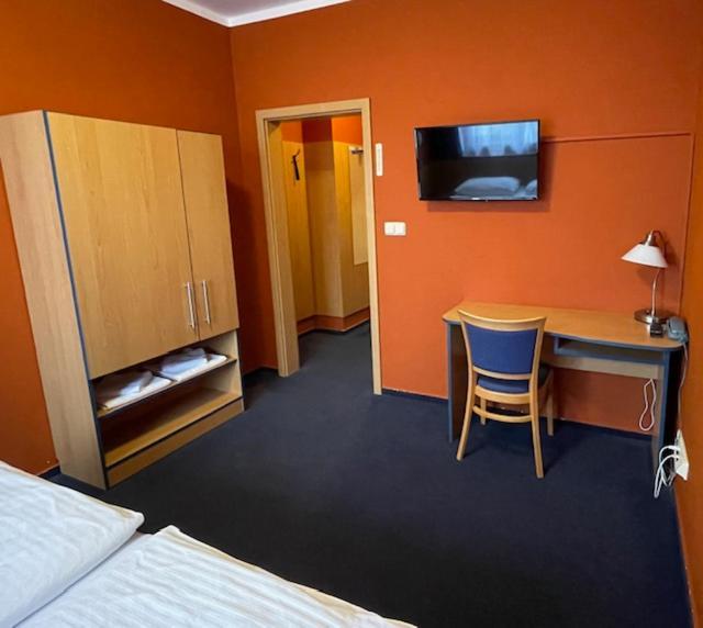 Hotel U Milina Exterior photo
